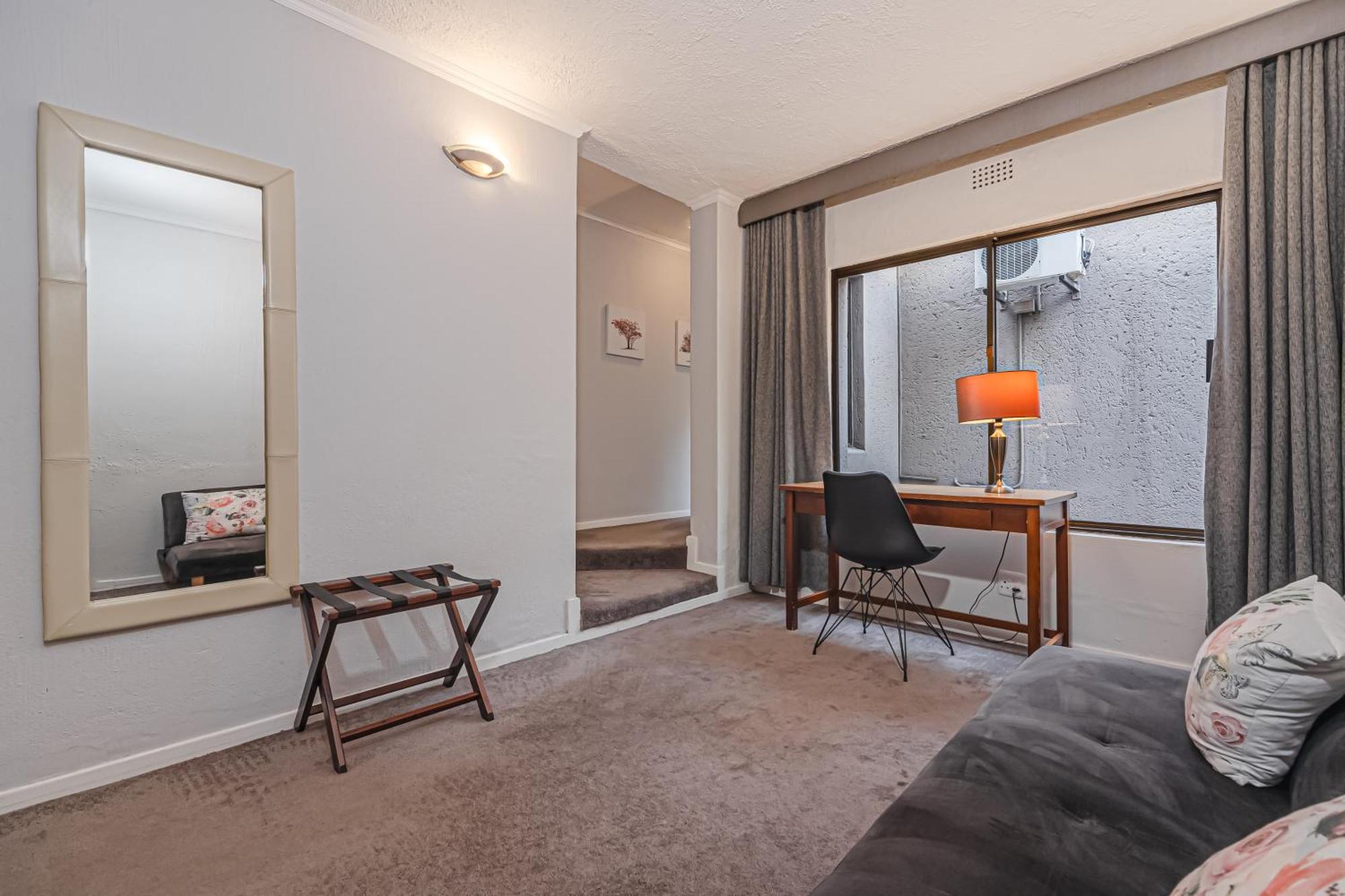 Le Petit Fillan Hotel แซนด์ตัน ภายนอก รูปภาพ