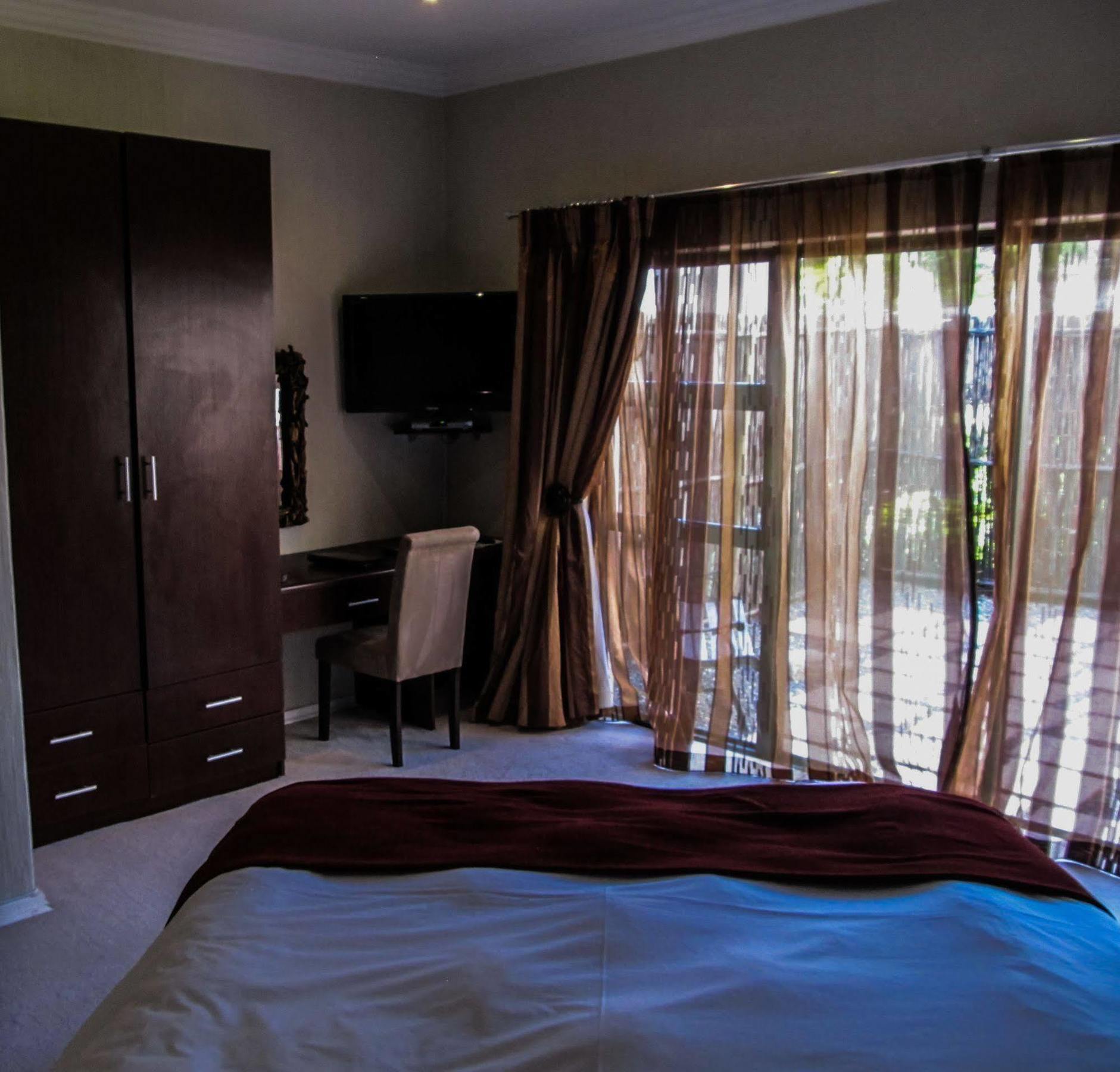 Le Petit Fillan Hotel แซนด์ตัน ภายนอก รูปภาพ