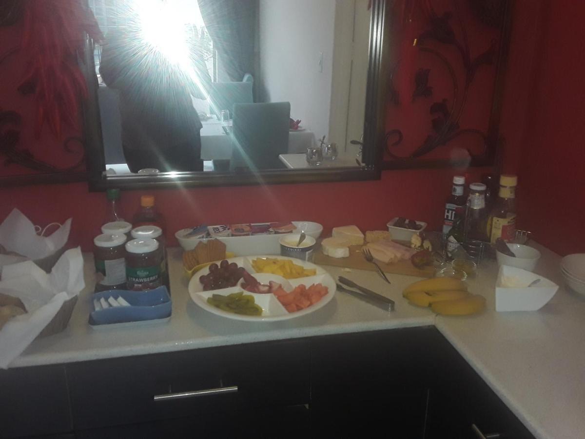 Le Petit Fillan Hotel แซนด์ตัน ภายนอก รูปภาพ